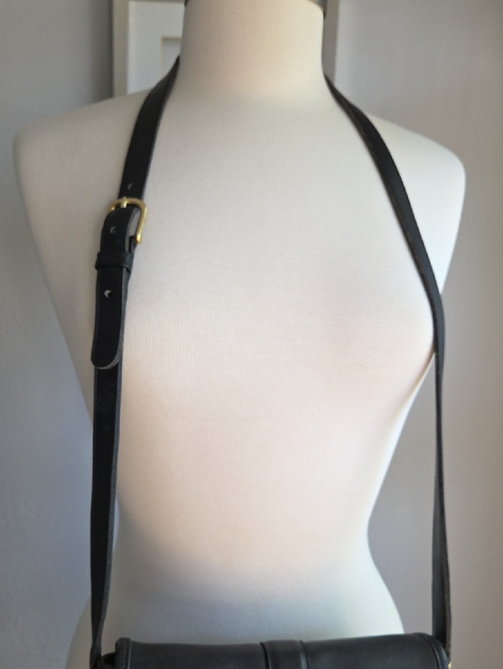 COACH Black Scout Vintage Leather Crossbody Bag 1980s - Picture 10 of 16